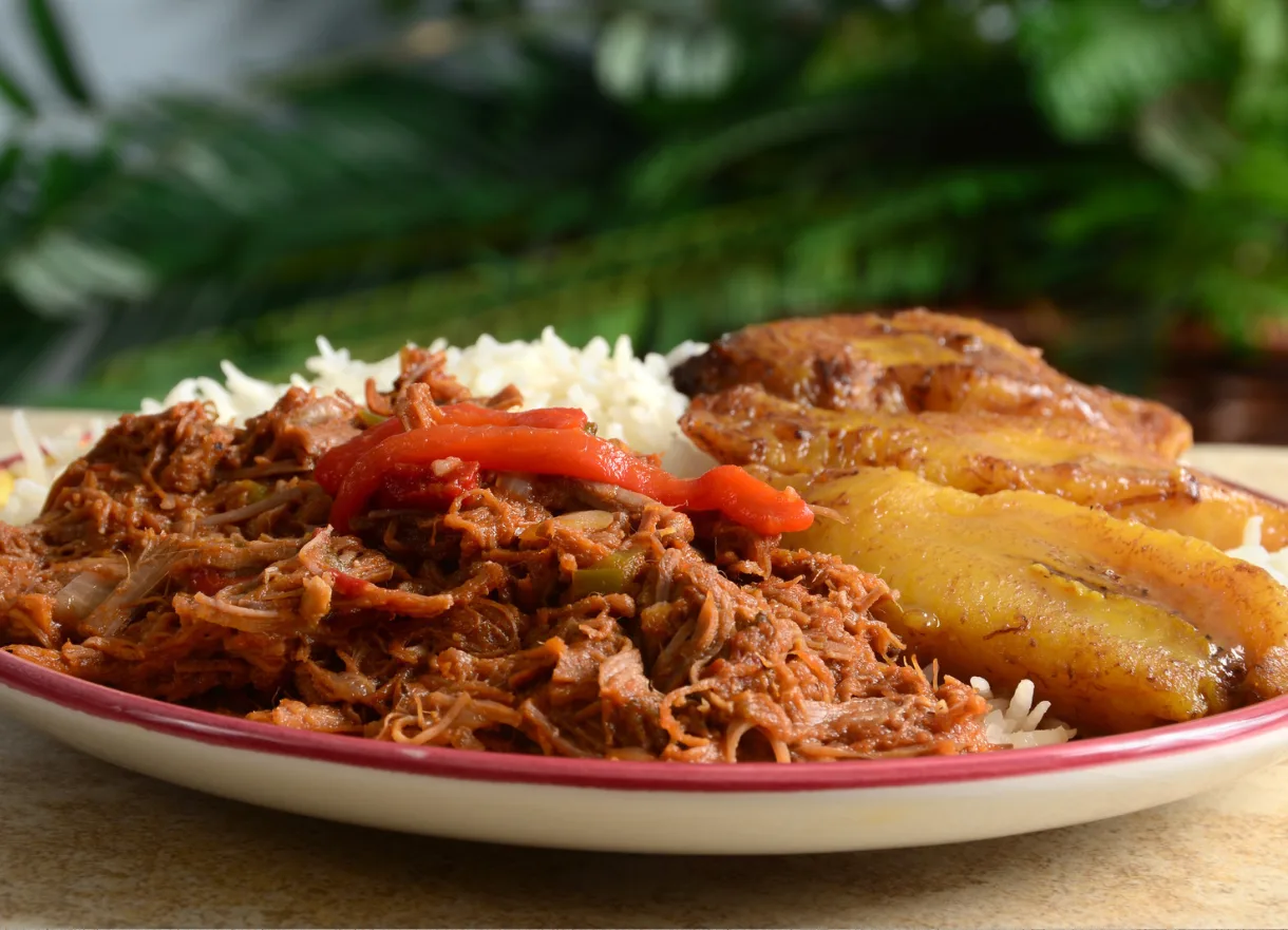 Ropa vieja cubana
